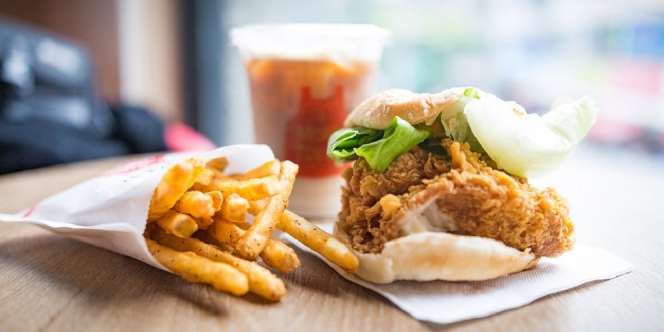 Ke Malaysia, Jangan Lupa Cicip Burger Nasi Lemak