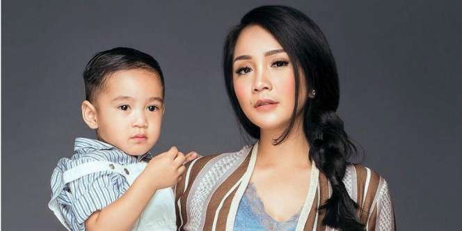 Pergi ke Mal Tanpa Makeup, Lihat Wajah Nagita Slavina