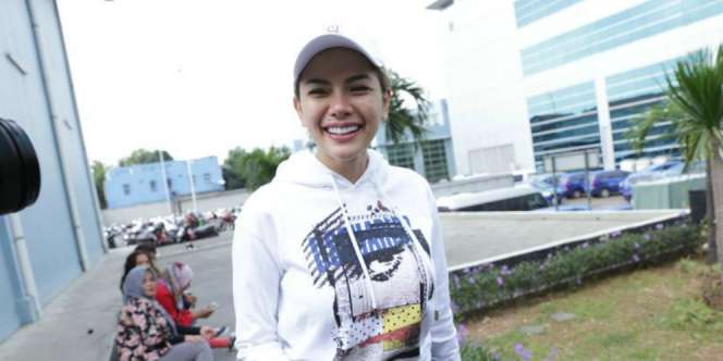 Dikabarkan Tak Hadiri Ultah Mertua, Ini Kata Nikita Mirzani