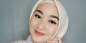 Tutorial Makeup Glowing dan Fresh Tanpa Foundation