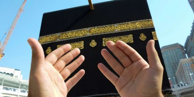 Penampakan Paling Dekat Isi Dalam Kabah, Merinding!
