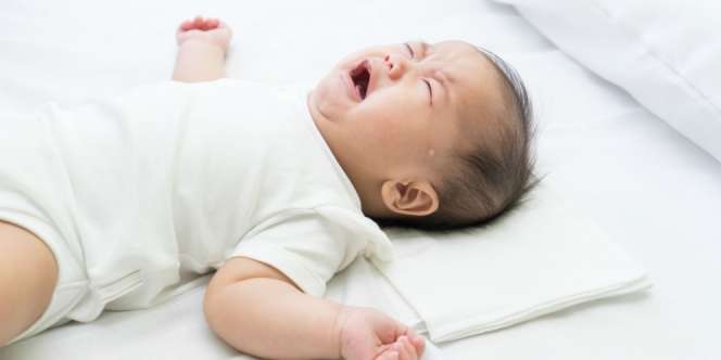 Kenali Gejala Saat Bayi Alami Kembung dan Kesakitan
