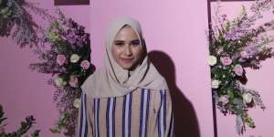 Khanaan Shalman Bocorkan Tren Outfit Kece Bulan Ramadan