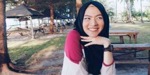 Aez Annisa: 3 Riasan Cocok Buat Si Wajah Berminyak & Sensitif