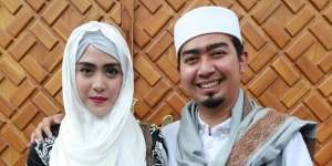 Alhamdulillah, Istri Ustaz Solmed Melahirkan Bayi Kembar
