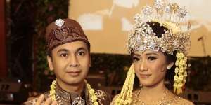 Gaya Para Seleb di Resepsi Raditya Dika, Ada Jokowi Juga