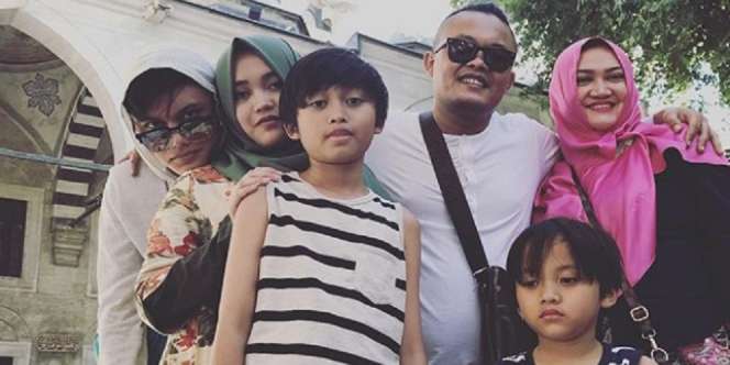 Video Kenangan Sule dan Keluarga Liburan di Turki