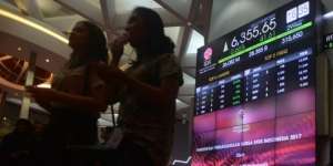 Kurs Rupiah Masih Loyo, Indeks Syariah Berangsur Pulih