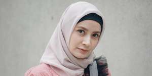 3 Tutorial Hijab Square, Buat Ramadan Makin Kece!