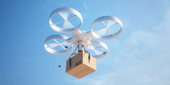 Dubai Sebar Makan Sahur ke Masjid-masjid Pakai Drone