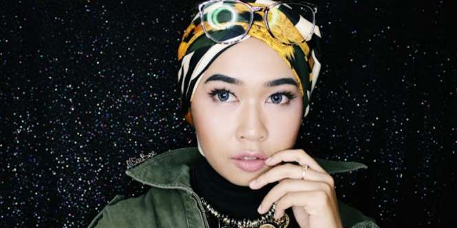 Aldila Septia B: Referensi Riasan Wajah di 'Army Look'