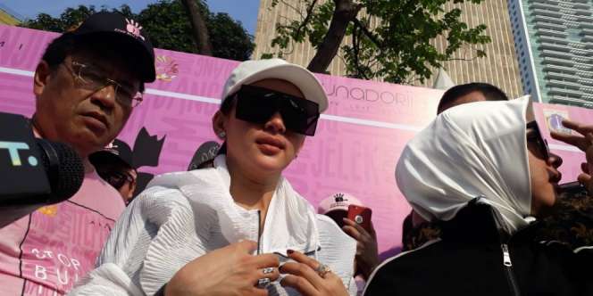 Syahrini Ancam Laporkan Haters Jika Terus Lakukan Persekusi