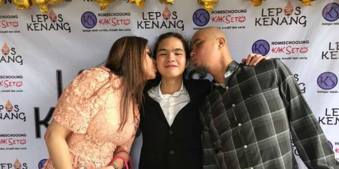 Tas Mewah Maia Estianty di Wisuda Dul, Tak Kalah dari KD!