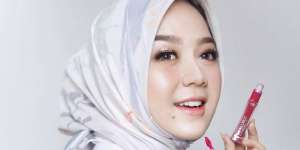 Wajah Fresh di Bulan Ramadan dengan `Ombre Lips`