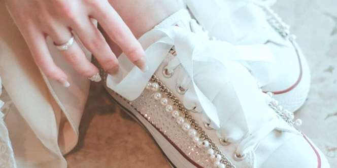 Rinaldy Yunardi Ubah Sneakers Jadi Sepatu Pengantin Memukau
