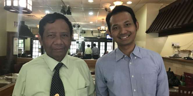 Mahfud MD Temani Anak Wisuda dari Kampus Terkemuka AS