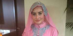 Kembali Berhijab, Shinta Bachir: Sudah Belajar Ikhlas