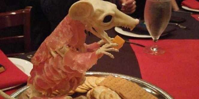 10 Makanan di Dunia yang Penyajiannya Ribet Banget 