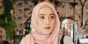 Makin Cantik Saat Ramadan dengan 5 Kreasi Pashmina