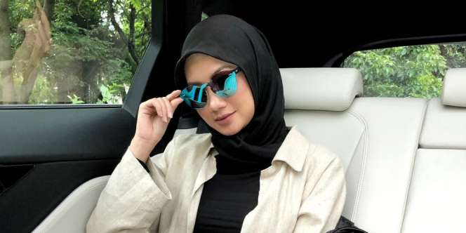 Pasca Berhijab, Perubahan Pembalap Wanita Ini Bikin Terpana