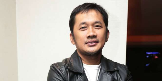 Hanung Bramantyo Bebas Berteriak Lewat The Gift 