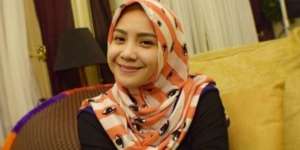 Berhijab, Nagita Slavina Bikin Pangling!