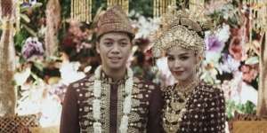 Postingan Terakhir Menantu Hatta Rajasa Bikin Haru