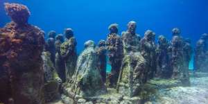 Penampakan 5 Museum Bawah Laut Ini Bikin Bergidik