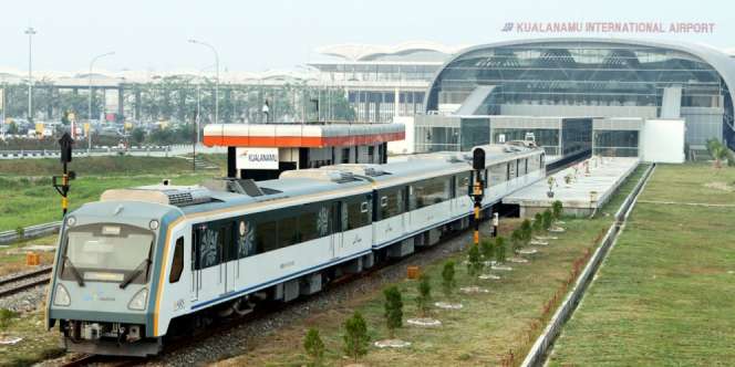 Dari Empat Kereta Bandara Ini, Mana yang Termurah?