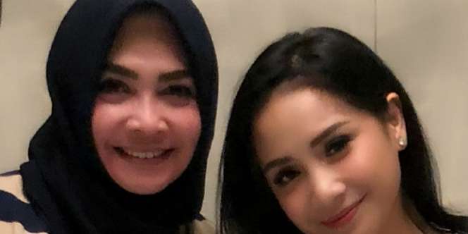 Ibunda Nagita Slavina Ngabuburit di Rusia