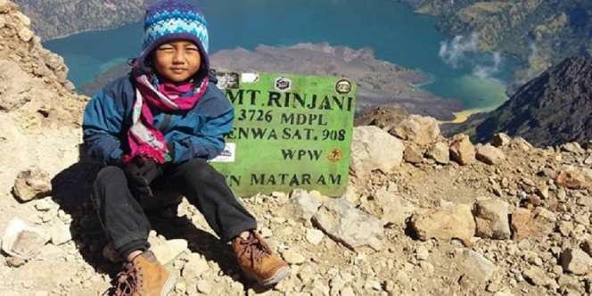 Kisah Bocah Asal Cimahi Taklukan 9 Gunung Indonesia