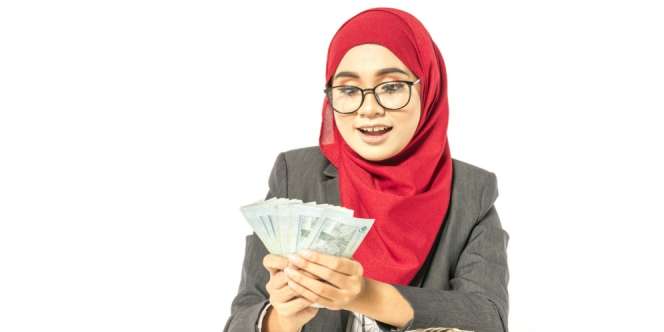 Wanita Lebih Cepat Jadi Miliarder Dibanding Pria?