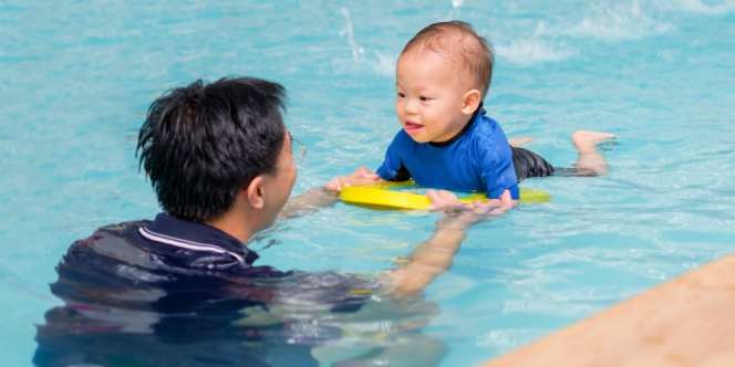 Waspada Penyakit yang Mengintai Si Kecil Setelah Berenang