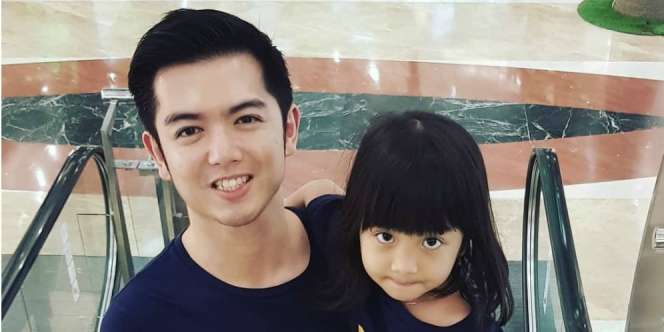 Nicky Tirta Suka Libatkan Anak Memasak di Dapur