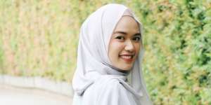 Inspirasi Makeup Fresh Beauty Vlogger Hijab Untuk Ramadan