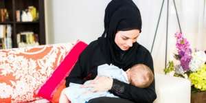 Fany Febriany: 5 Tips Lancar Berpuasa Buat Ibu Menyusui