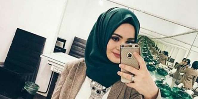 Waspadai Bahaya Mengerikan Ponsel untuk Kecantikan Wajah