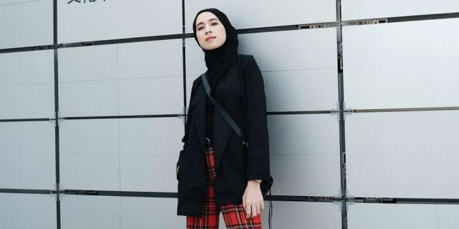 Pilihan Printed Pants Kekinian di Akhir Pekan