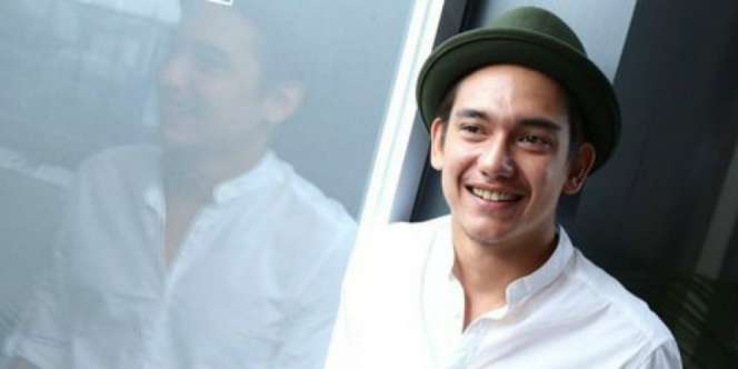 Unggah Foto Mesra, Adipati Dolken Pamit ke Vanessa Prescilla?