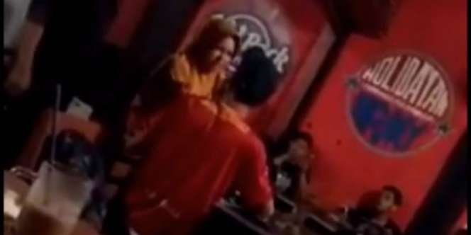 Suami Ketahuan Bareng Pelakor, Istri Malah di 'Bogem Mentah'