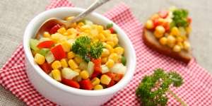 Salad Jagung & Kacang, Sajian Sehat untuk Menu Sahur