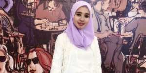 Elegan, Ternyata Outfit Laudya C Bella Harganya Hemat Banget