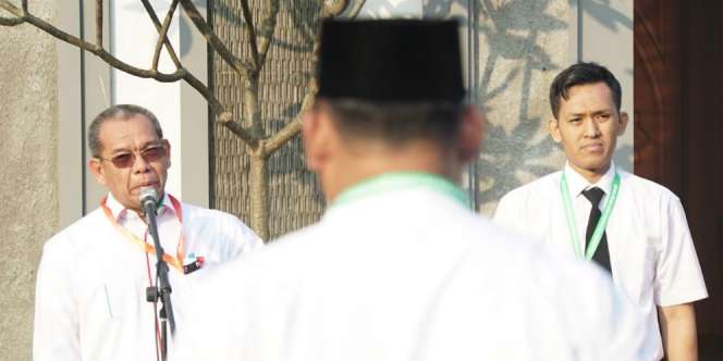 Petugas KUA yang Suka Tolak Amplop Akhirnya Naik Haji