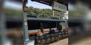 Penampakan KA Bandara Diuji Coba sampai Stasiun Bekasi