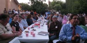 Waktu Berbuka Puasa Jakarta dan Kota Besar Lainnya