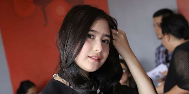 Komentari Foto Prilly, Menantu Ustaz Arifin Ilham Jadi Sorotan