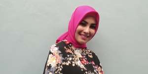 Tampil Pakai Mukena, 6 Seleb Ini Ternyata Lagi Endorse