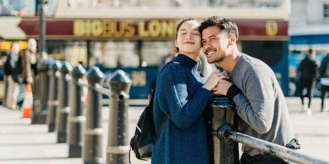 Perut Istri Makin Besar, Ini Kata Chicco Jerikho Soal Anaknya