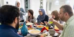 Ini Saat Berbuka Puasa di Tanggal Istimewa Ramadan