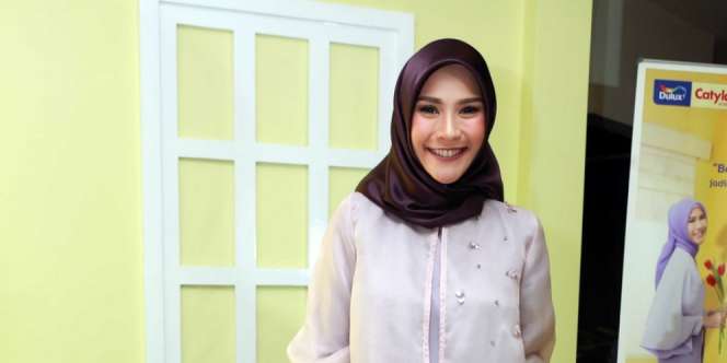 Zaskia Adya Mecca Luncurkan Bisnis E-Commerce Baru